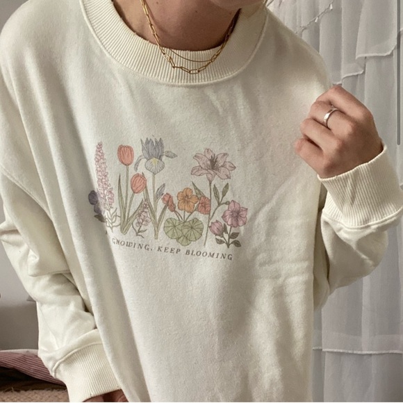 American Eagle Crewneck - Picture 2 of 5